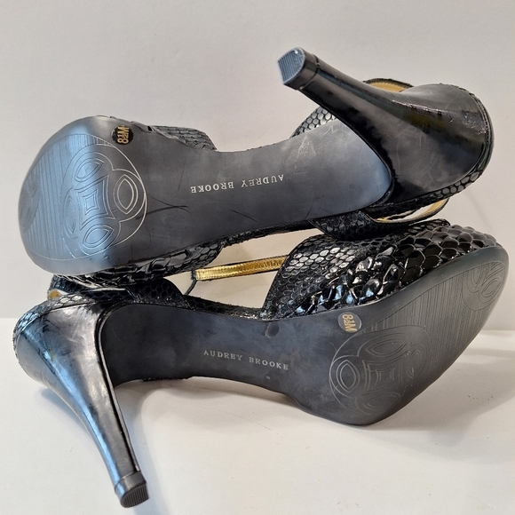 Audrey Brooke Black Yesenie Leather Snake T-Strap Platform Stiletto Heels 8.5 - Picture 9 of 13
